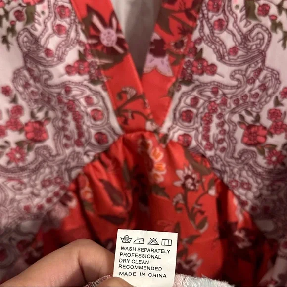 Women’s Floral V-Neck High-Low Dress, Red, Pink, Green & Black, Sz Small - Picture 7 of 9